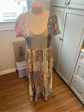 Vintage Bohemian Patchwork Floral Maxi Dress in Multi Size Medium